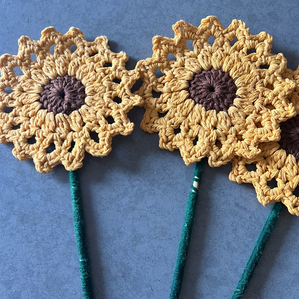 Sunflowers - Picture 3 of 4